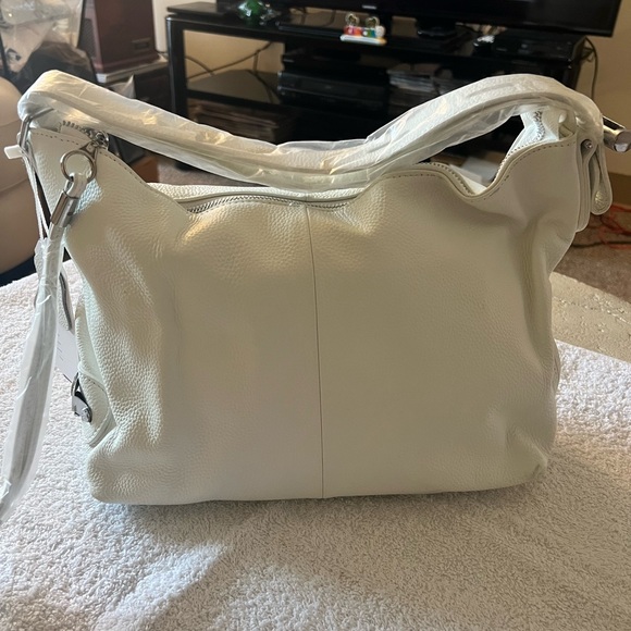 WHITE LEATHER SATCHEL… NEW WITH TAGS - Picture 3 of 14